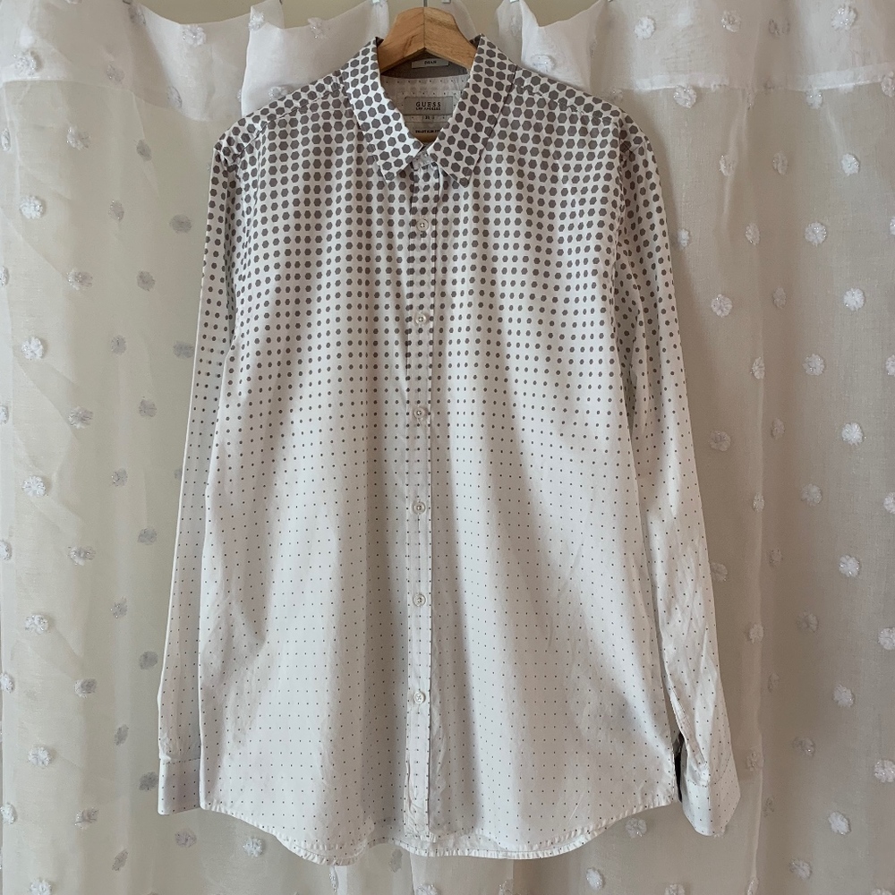 Men’s Guess Patterned Button Down Collared Long S… - image 1